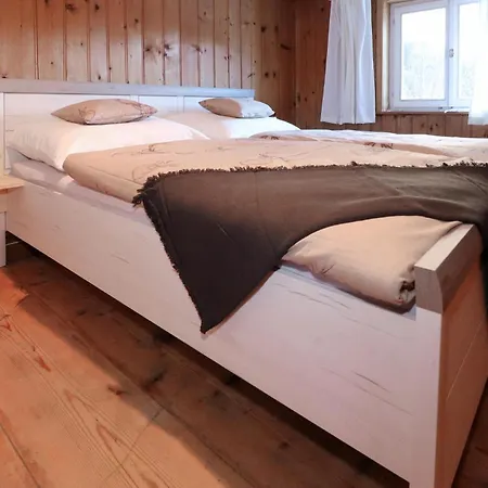 Holiday home Grosses *